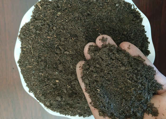 비료 잔류 및 풀브산과 같은 유기 물질을 잔류하는 비료 분자